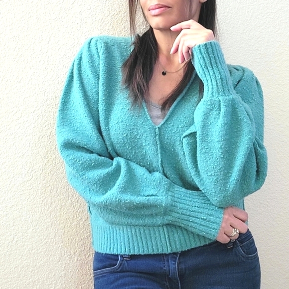 Free People | Emerald Aura | Slouchy V-neck Sweater - Picture 1 of 11